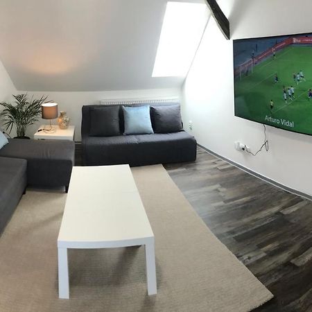 Apartman 3Kk 80 M2 S Virivkou A Saunou Їглава Екстер'єр фото